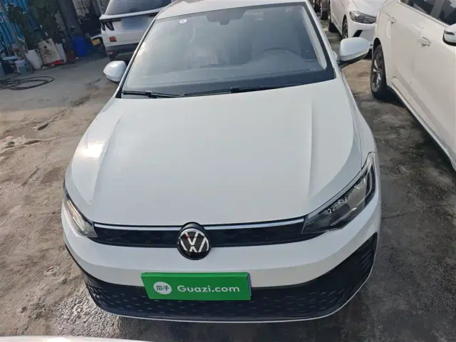 Volkswagen Lavida — Фото автомобиля 2