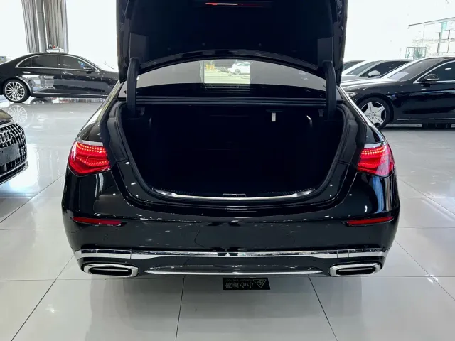 Mercedes-Benz Maybach S-Class — Фото автомобиля 28