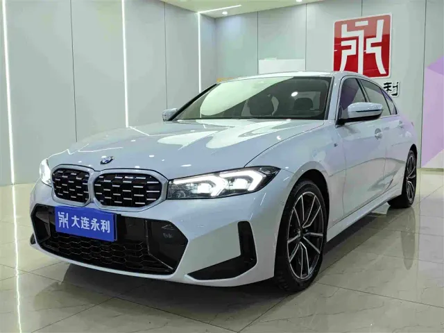 Фотография автомобиля — BMW 3 Series