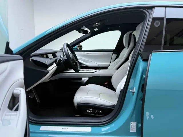 Xiaomi SU7 — Фото автомобиля 14