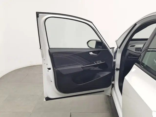 Volkswagen ID.3 — Фото автомобиля 8