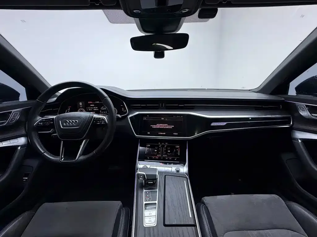 Audi Audi A6L 2024 45 TFSI quattro Premium Dynamic — Фото автомобиля 13