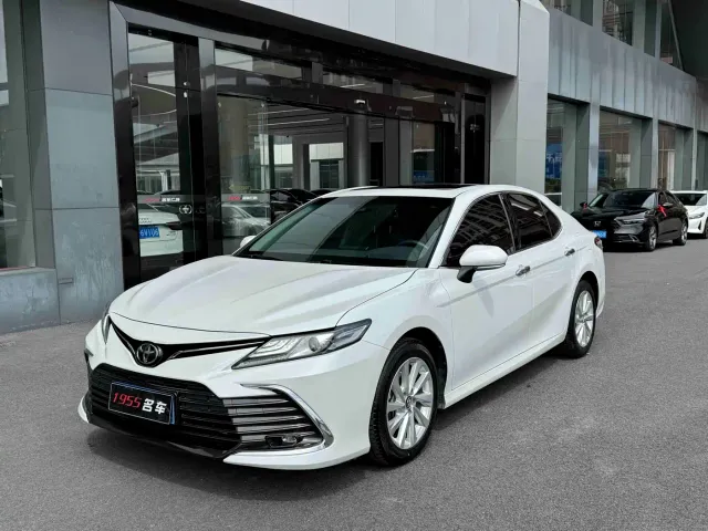 Фотография автомобиля — Toyota Camry