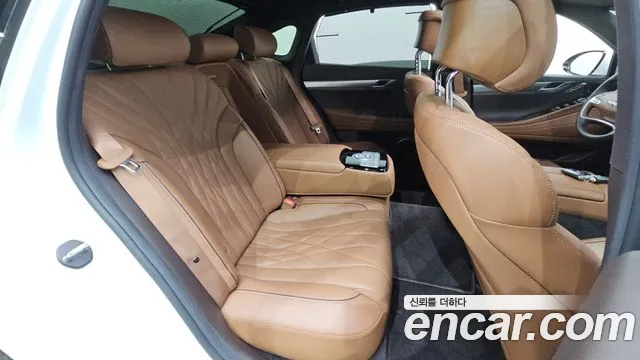 Genesis G80 Бензин 2.5 турбо AWD — Фото автомобиля 10
