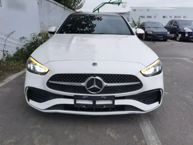 Mercedes-Benz C-Class — Фото автомобиля 2