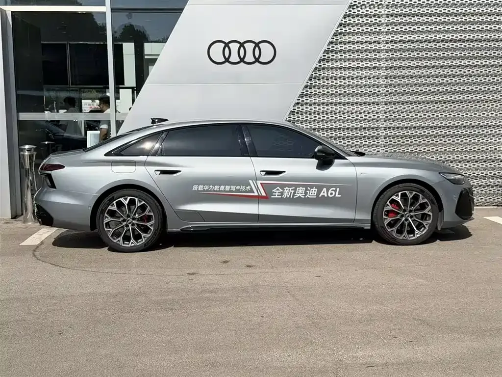 Audi Audi A6L 2026 Model 2.0T High Power Sport Edition — Фото автомобиля 11