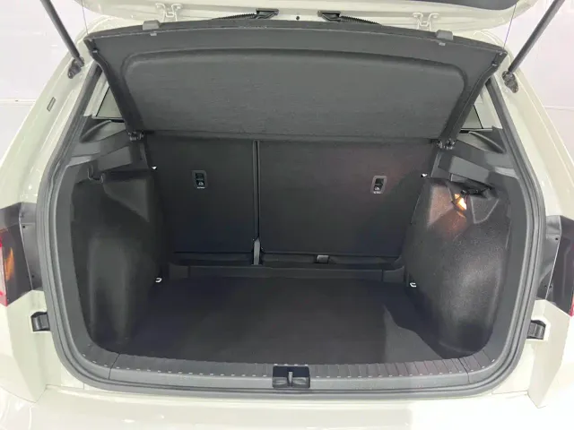 Skoda Karoq — Фото автомобиля 17