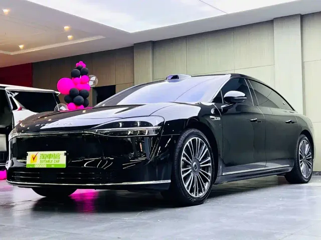 Фотография автомобиля — Stelato S9