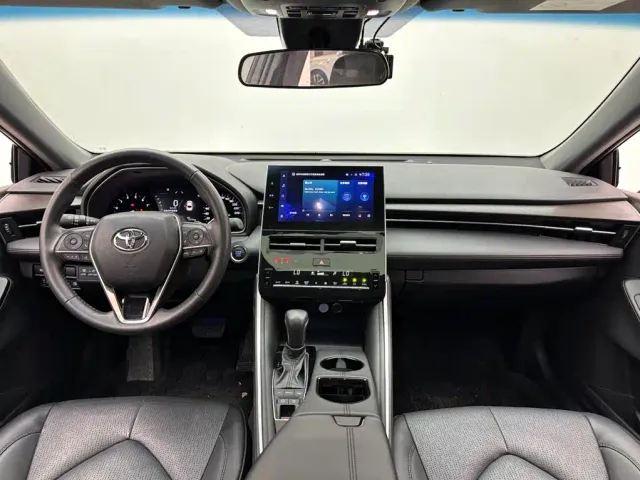 Toyota Avalon — Фото автомобиля 10