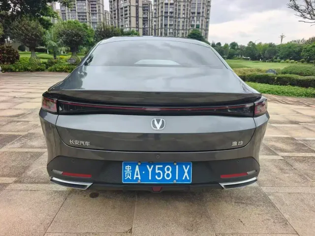 Changan Eado — Фото автомобиля 8