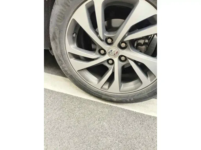 Buick Envision S — Фото автомобиля 7
