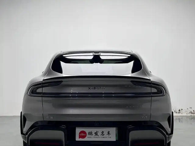 Xiaomi YU7 — Фото автомобиля 16