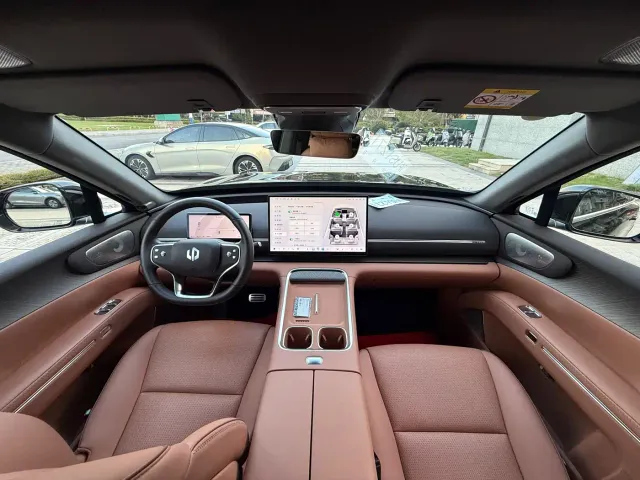 Leapmotor D Series — Фото автомобиля 6