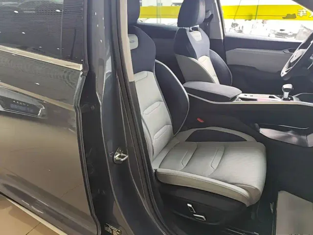 Geely Xingrui — Фото автомобиля 24