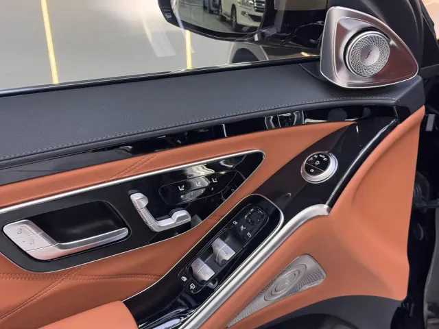 Mercedes-Benz Maybach S-Class — Фото автомобиля 16