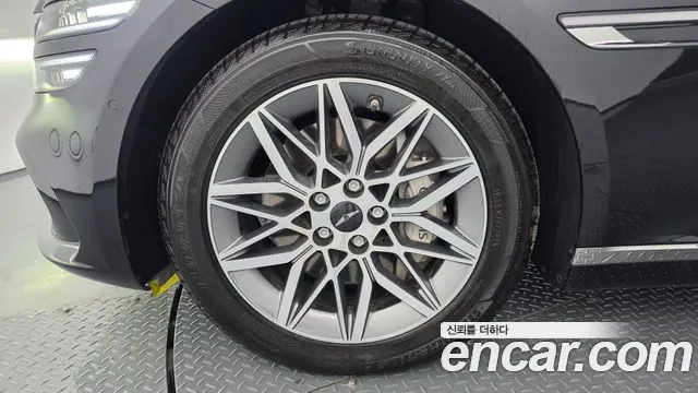 Genesis G80 RG3 — Фото автомобиля 5