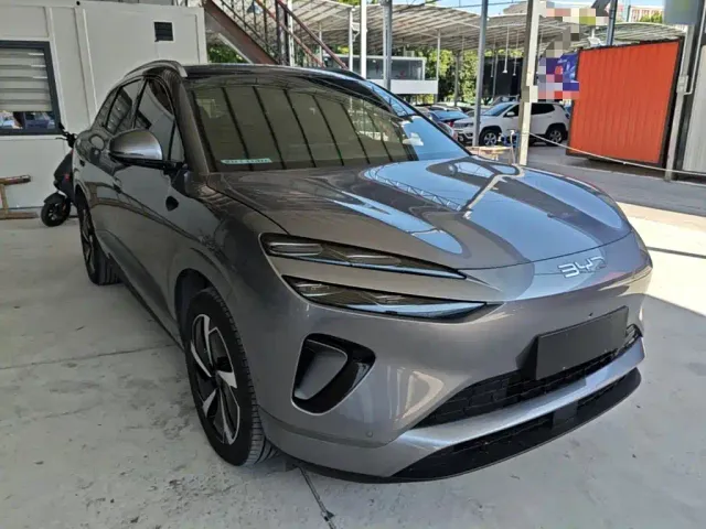 BYD Sealion 06 — Фото автомобиля 3