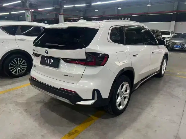 BMW X1 — Фото автомобиля 9