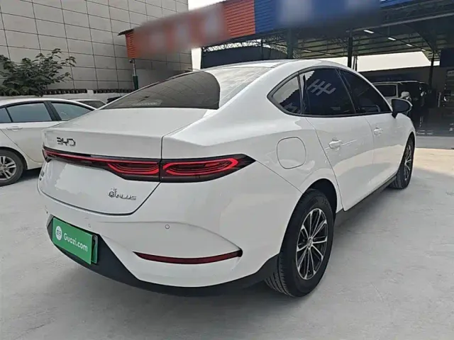 BYD Qin PLUS — Фото автомобиля 6