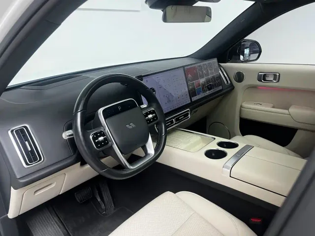 Li Auto L7 — Фото автомобиля 6
