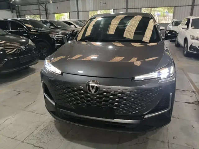 Changan CS55 Plus — Фото автомобиля 2
