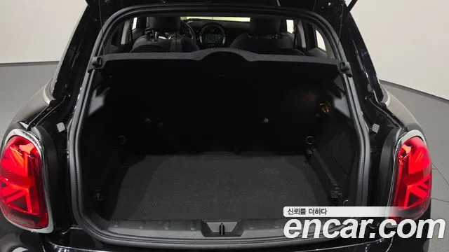 MINI Cooper — Фото автомобиля 23