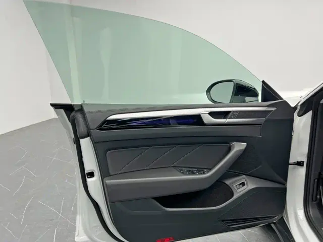 Volkswagen CC — Фото автомобиля 12