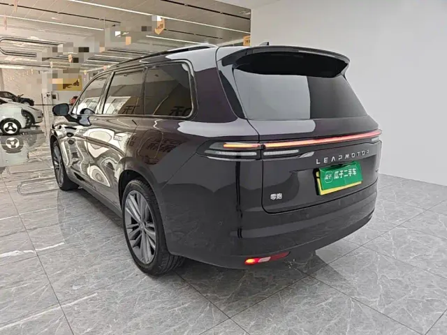 Leapmotor C16 — Фото автомобиля 4