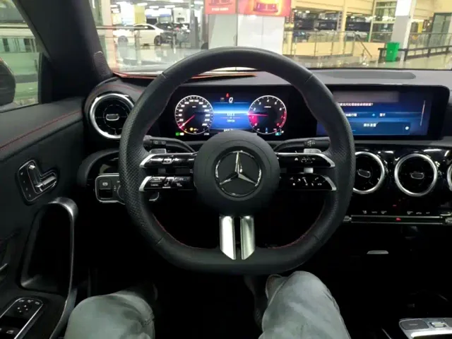 Mercedes-Benz CLA-Class — Фото автомобиля 10