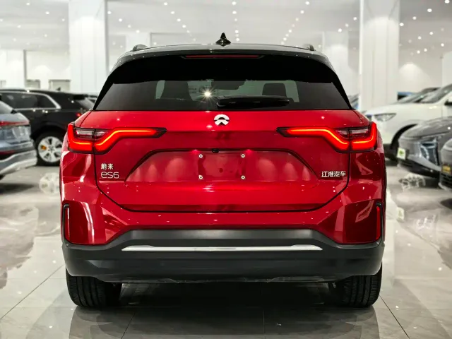 Nio ES6 — Фото автомобиля 5