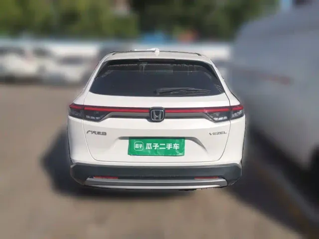 Honda Vezel — Фото автомобиля 3