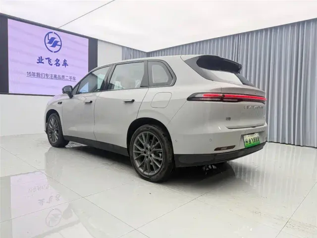Leapmotor C10 — Фото автомобиля 6