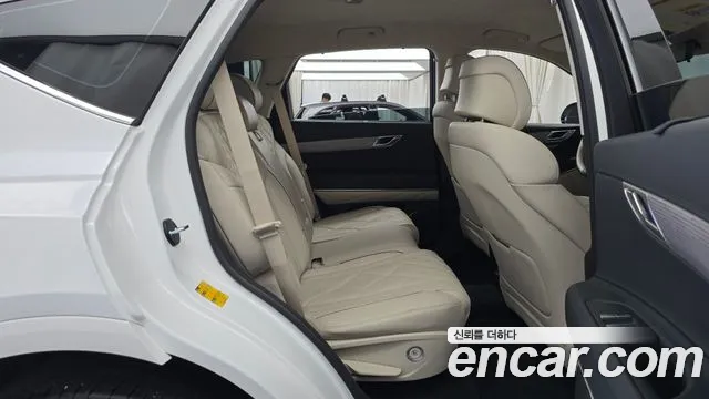 Genesis GV80 — Фото автомобиля 17