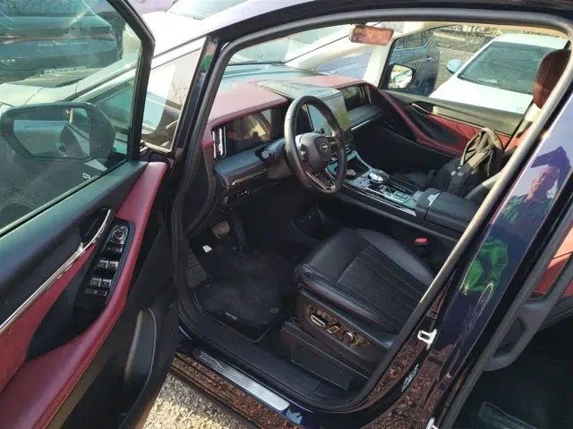 GAC Trumpchi E9 — Фото автомобиля 15