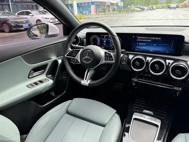 Mercedes-Benz A-Class — Фото автомобиля 18