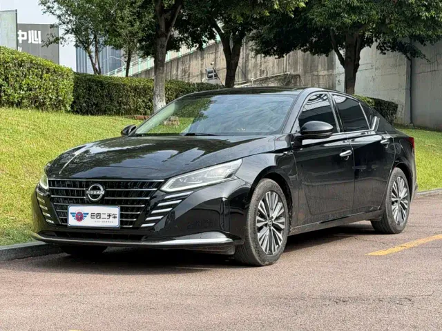 Фотография автомобиля — Nissan Teana