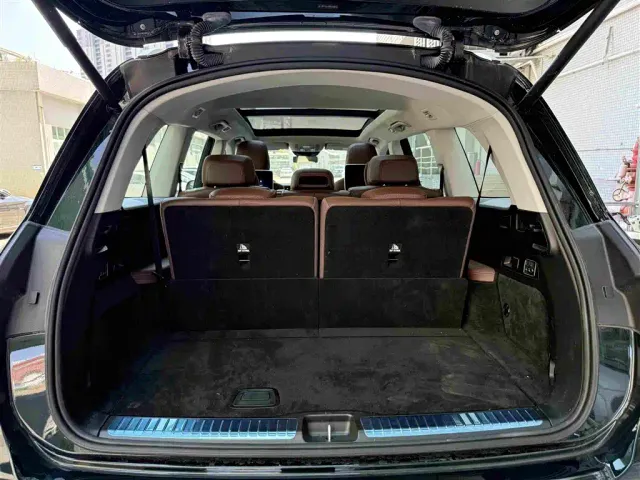 Mercedes-Benz GLS-Class — Фото автомобиля 12