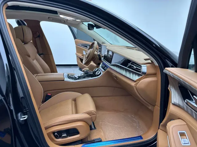 Hongqi H9 — Фото автомобиля 20