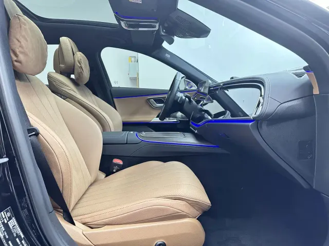 Mercedes-Benz E-Class — Фото автомобиля 13