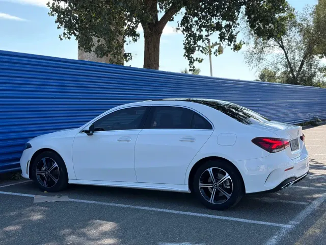 Mercedes-Benz A-Class — Фото автомобиля 25