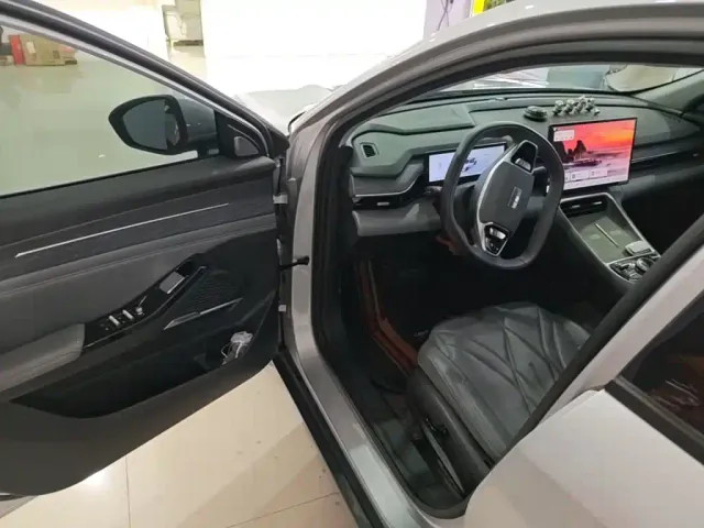 Geely Galaxy L6 — Фото автомобиля 15