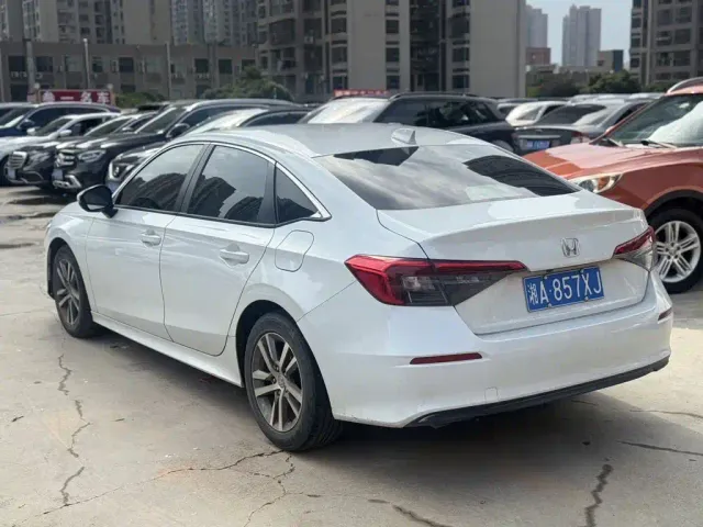 Honda Civic — Фото автомобиля 6