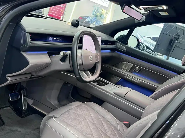 Nio ES8 — Фото автомобиля 5