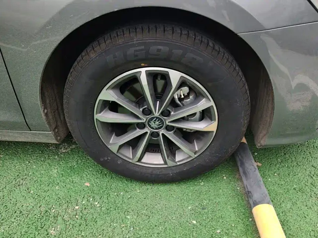 BYD Qin PLUS — Фото автомобиля 25