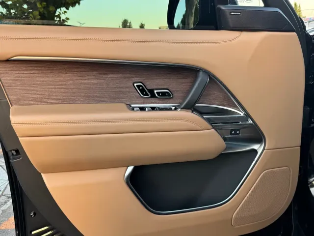 Land Rover Range Rover — Фото автомобиля 9
