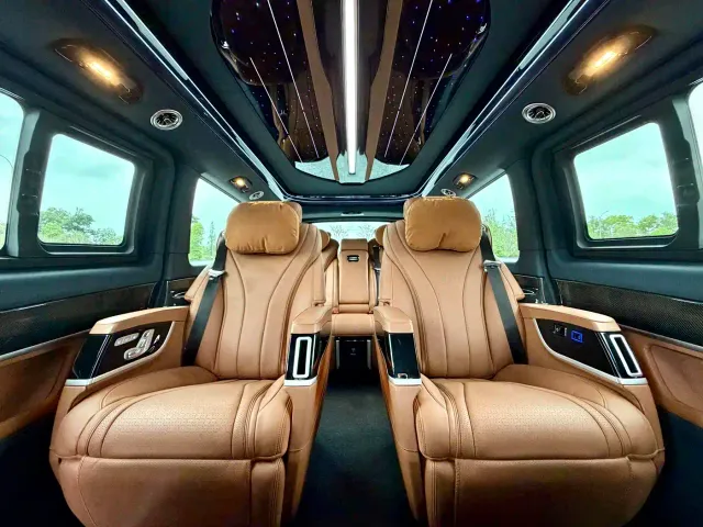Mercedes-Benz V-Class — Фото автомобиля 10