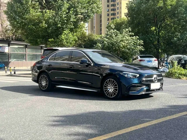 Mercedes-Benz C-Class — Фото автомобиля 3