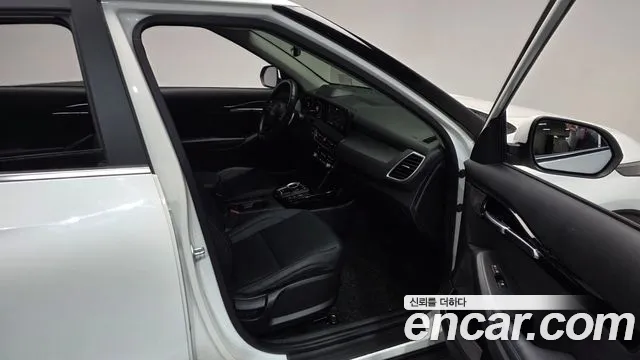 Kia Seltos New — Фото автомобиля 17