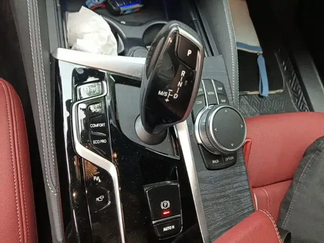 BMW 5 Series — Фото автомобиля 13