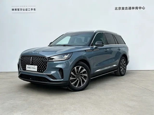 Фотография автомобиля — Lincoln Aviator